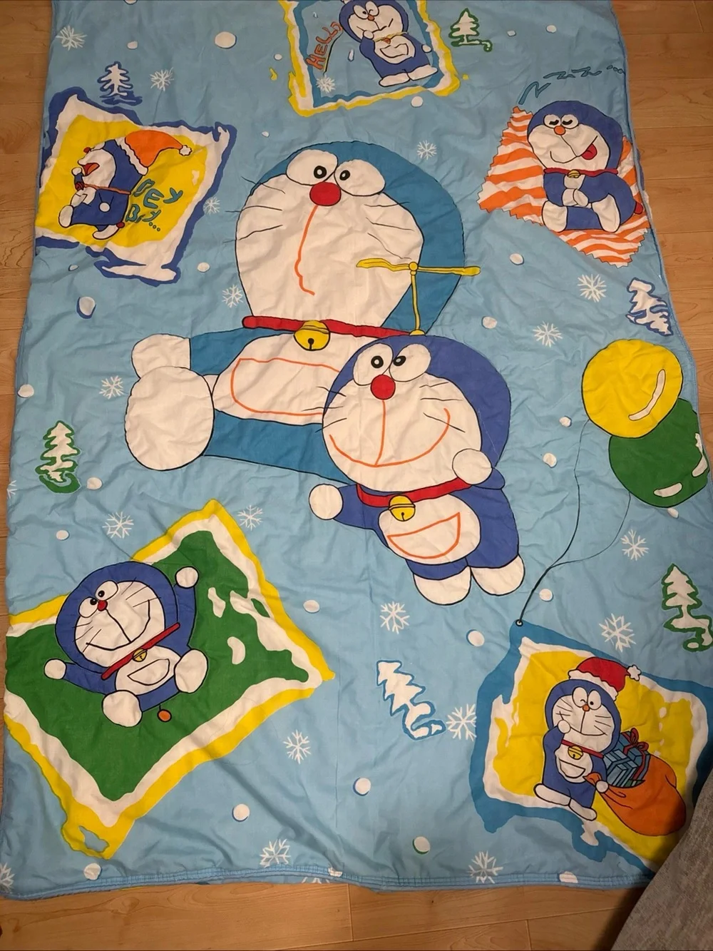 Doraemon Blue Kids Snowflake Winter Theme Comforter 78”  x 55”